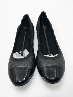 Dress Barn Black Ballerina Quilted Flats with Patent Toe Size 8